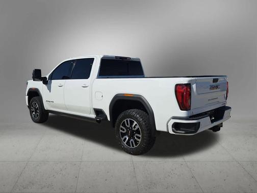 2023 GMC Sierra 2500 AT4