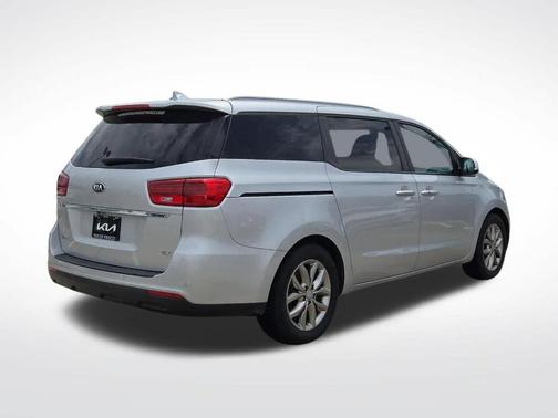 Silky Silver 2019 Kia Sedona EX