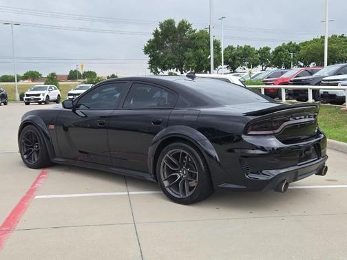 Pitch Black Clearcoat 2022 Dodge Charger Scat Pack