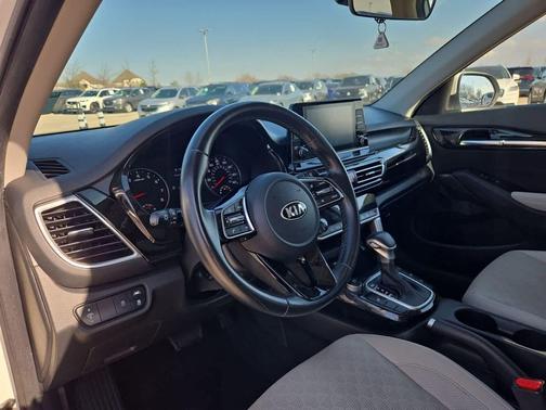2021 Kia Seltos EX