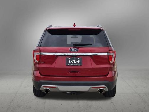 Ruby Red Metallic Tinted Clearcoat 2017 Ford Explorer XLT