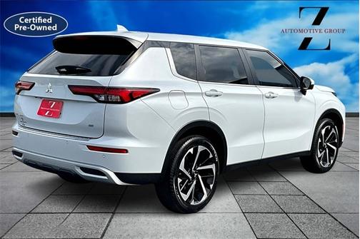 2024 Mitsubishi Outlander SE BLACK EDITION