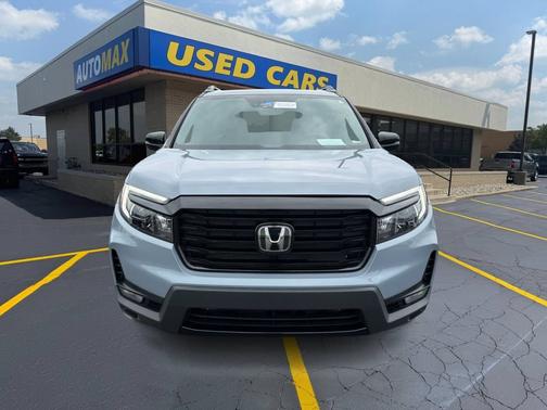 Sonic Gray Pearl 2024 Honda Passport