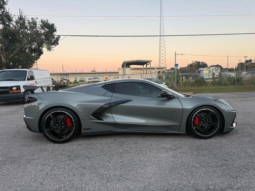 2022 Chevrolet Corvette Stingray w/3LT