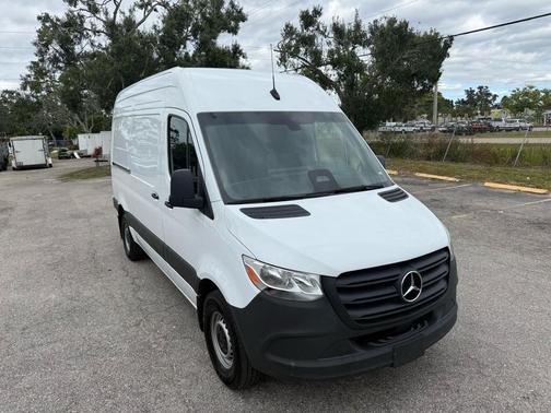 2025 Mercedes-Benz Sprinter 2500 Standard Roof