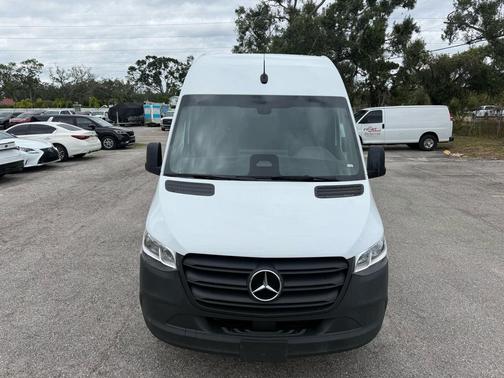 2025 Mercedes-Benz Sprinter 2500 Standard Roof