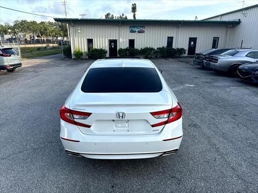 2019 Honda Accord Touring 2.0T
