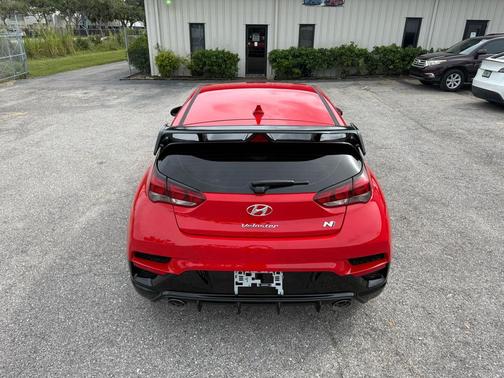 2022 Hyundai Veloster N Base