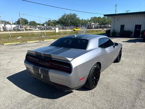 2015 Dodge Challenger SRT 392
