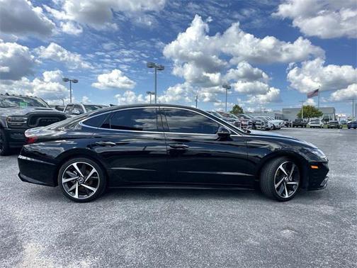 2023 Hyundai SONATA SEL Plus