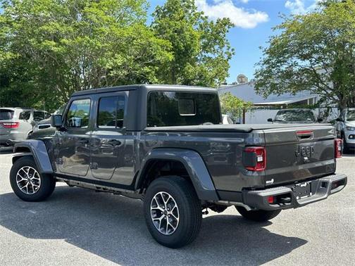 2024 Jeep Gladiator Sport