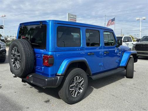 2026 Jeep Wrangler 4-Door Sahara 4x4