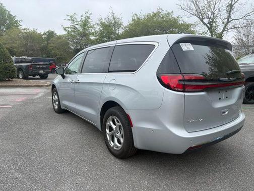 2024 Chrysler Pacifica Limited