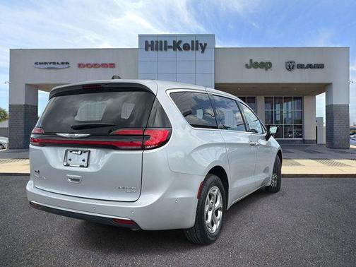 Silver Mist Clearcoat 2024 Chrysler Pacifica Limited