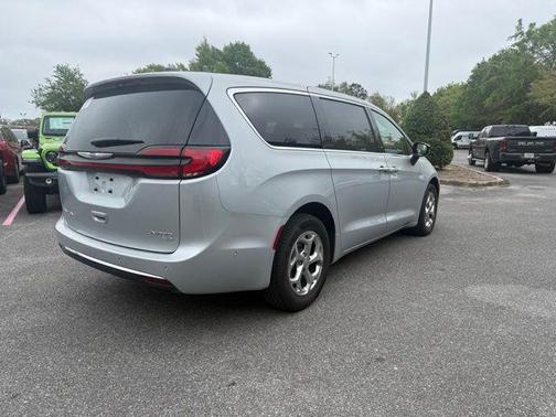 2024 Chrysler Pacifica Limited