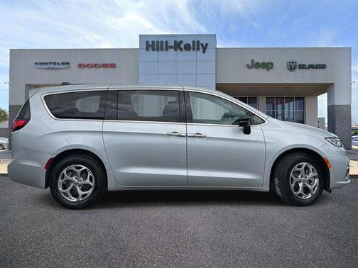 Silver Mist Clearcoat 2024 Chrysler Pacifica Limited