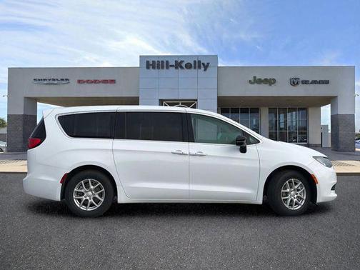 Bright White Clearcoat 2026 Chrysler Voyager LX