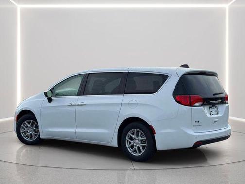 Bright White Clearcoat 2026 Chrysler Voyager LX