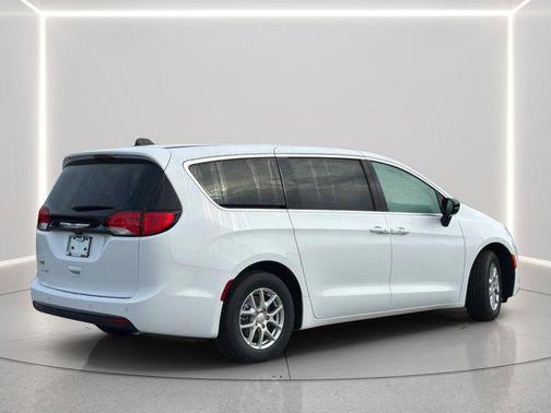 Bright White Clearcoat 2026 Chrysler Voyager LX