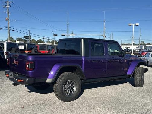 2026 Jeep Gladiator Mojave 4x4