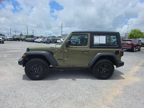 41 2025 Jeep Wrangler Sport
