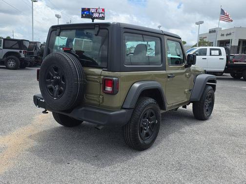 41 2025 Jeep Wrangler Sport