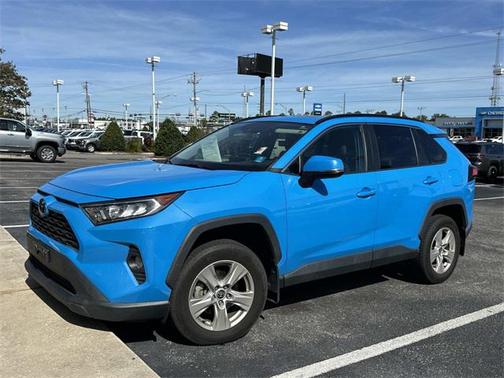 2021 Toyota RAV4 XLE