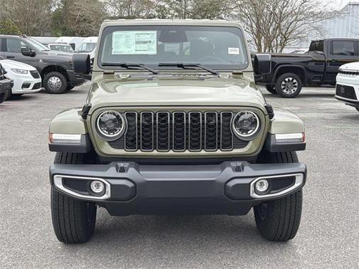 2026 Jeep Gladiator Sahara 4x4