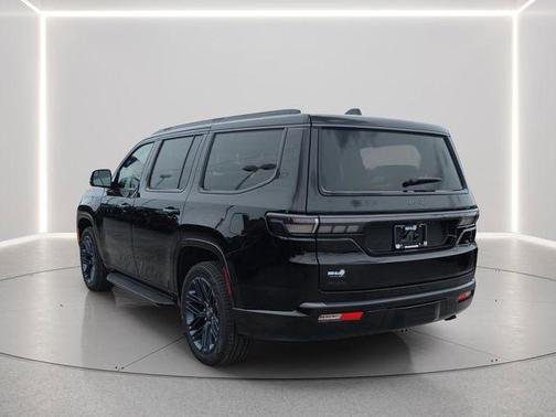 High Gloss Black 2026 Jeep Grand Wagoneer 4x4