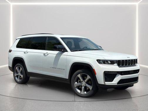 Bright White Clearcoat 2026 Jeep Grand Cherokee L Limited