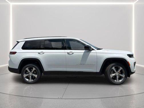 Bright White Clearcoat 2026 Jeep Grand Cherokee L Limited