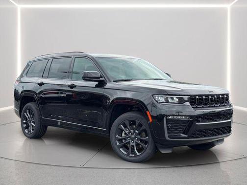Diamond Black Crystal Pearlcoat 2026 Jeep Grand Cherokee L Limited