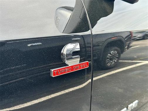 2025 RAM 3500 Laramie Crew Cab 4x4 8' Box