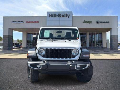 Bright White Clearcoat 2025 Jeep Gladiator Sport