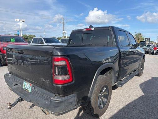 Diamond Black Crystal Pearlcoat 2020 RAM 1500 Rebel