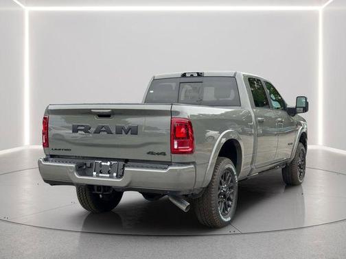 Ceramic Gray Clearcoat 2026 RAM 2500 Limited Crew Cab 4x4 6'4' Box