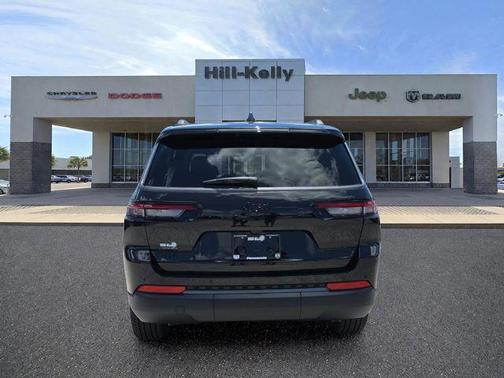 Diamond Black Crystal Pearlcoat 2026 Jeep Grand Cherokee L Limited