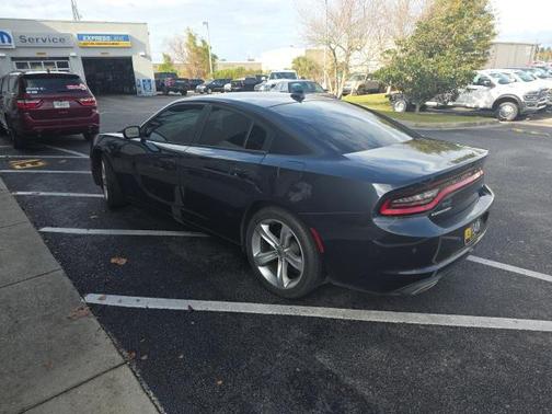 2017 Dodge Charger SXT