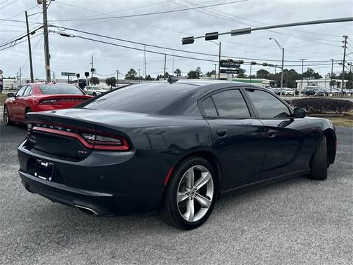 2017 Dodge Charger SXT