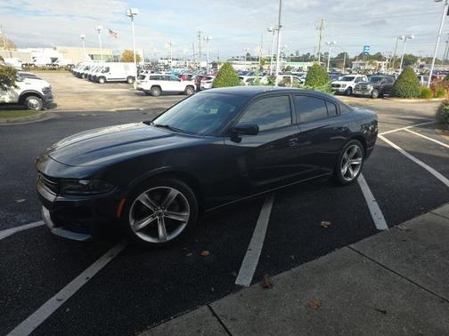 2017 Dodge Charger SXT