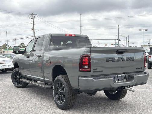 Black Clearcoat 2026 RAM 2500 Big Horn Crew Cab 4x4 6'4' Box