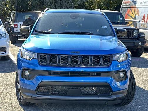 Pear 2026 Jeep Compass Latitude