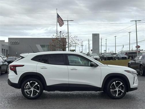 2024 Chevrolet Trax FWD 1RS