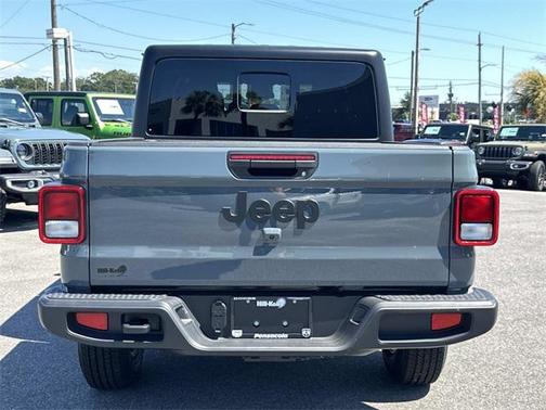 2025 Jeep Gladiator Sport S