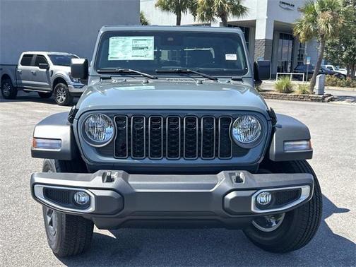 2025 Jeep Gladiator Sport S