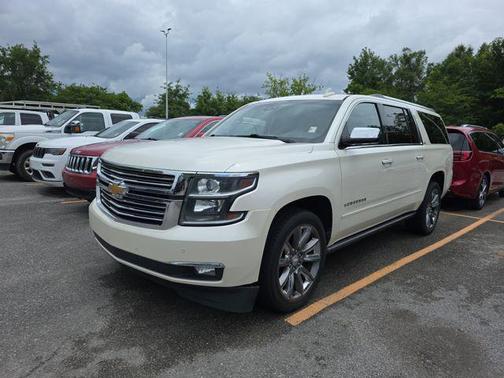 White Diamond Tricoat 2015 Chevrolet Suburban 1500 LTZ