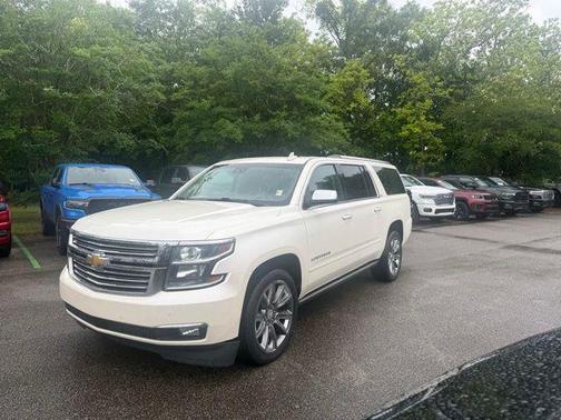 White Diamond Tricoat 2015 Chevrolet Suburban 1500 LTZ