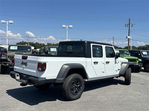 2025 Jeep Gladiator Sport