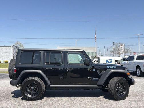2025 Jeep Wrangler 4xe Willys