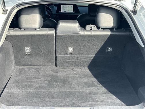 2023 Toyota Prius XLE